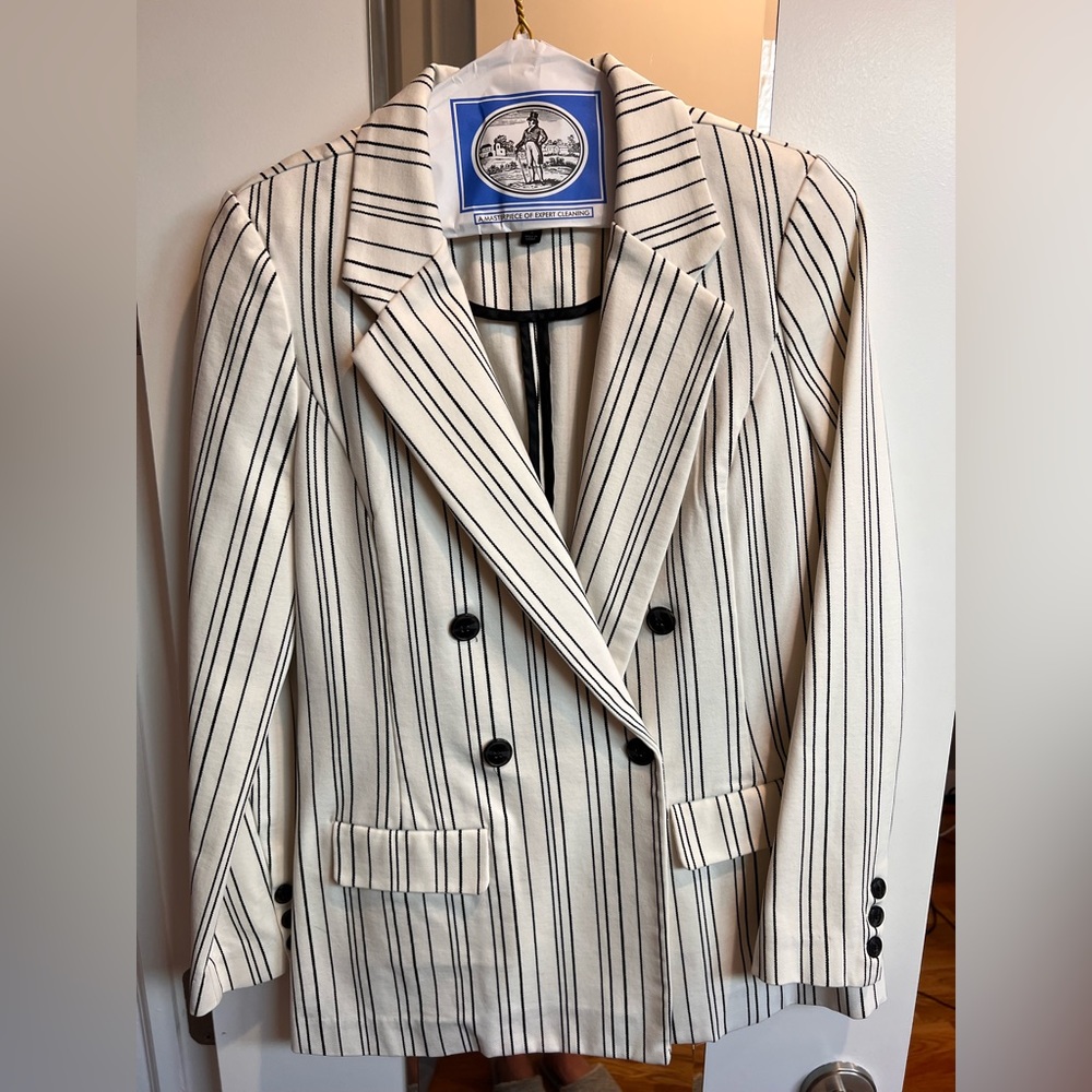 LiverPool Los Angeles Blazer